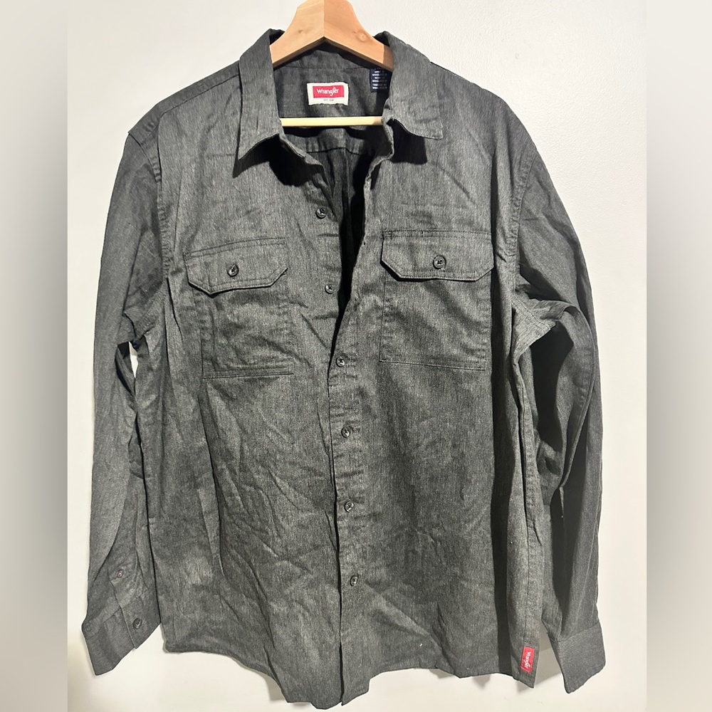 Wrangler button up shirt